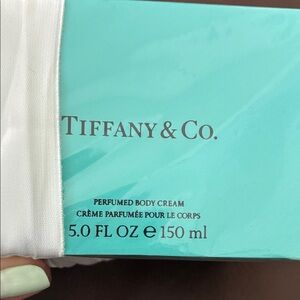 Tiffany & Co. Perfumed Body Cream - Tiffany Blue